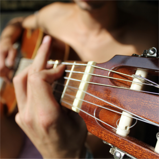 Guitar1